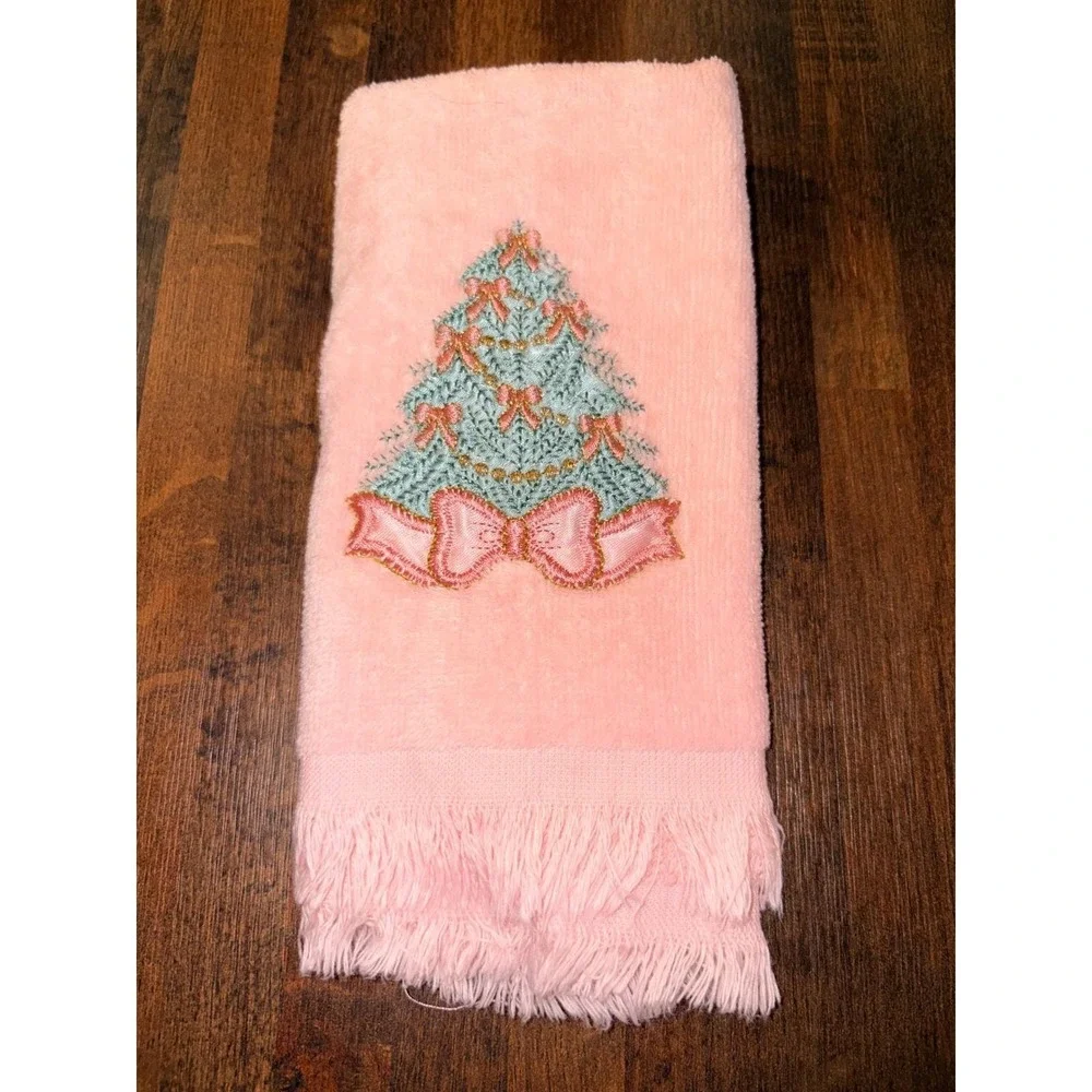 Vintage Pink Christmas Tree Hand Towel Embroidered Bows Fringe Guest Towel 17x10